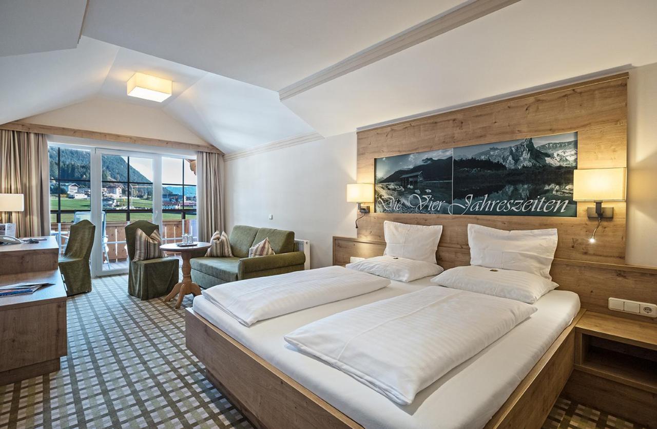 Vier Jahreszeiten Wellnessresort Achensee 마우라흐 외부 사진
